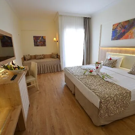 Hotel Cesars Side